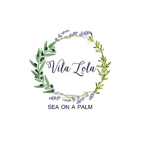 Villa Lola, Sea On A Palm! Heated Pool