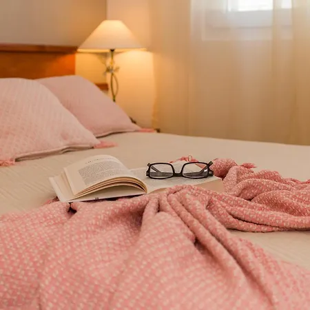 Lola, Sea On A Palm! Heated Pool