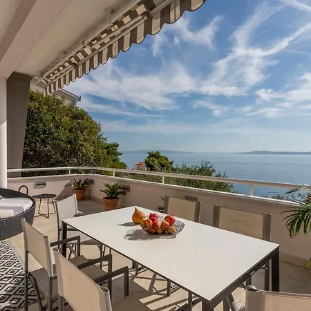 Lola, Sea On A Palm! Heated Pool