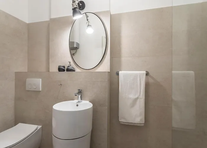 Villa Lola, Sea On A Palm! Heated Pool *