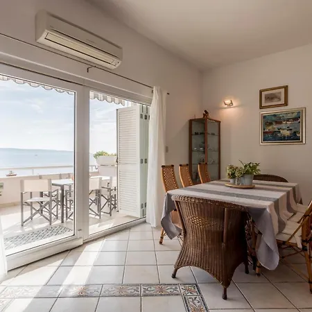 Lola, Sea On A Palm! Heated Pool * Трогир