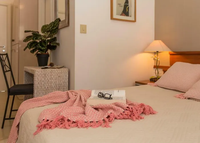 Lola, Sea On A Palm! Heated Pool