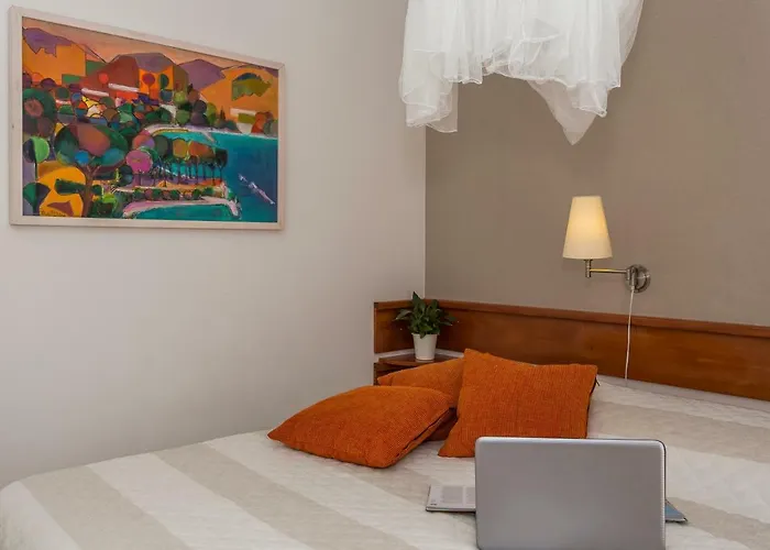 Lola, Sea On A Palm! Heated Pool * Трогір