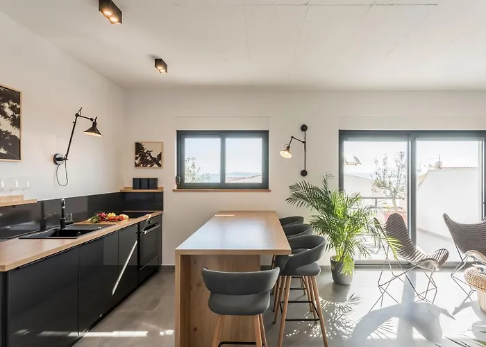 Lola, Sea On A Palm! Heated Pool *