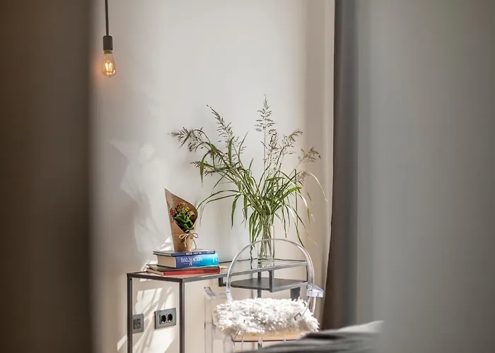 Lola, Sea On A Palm! Heated Pool Trogir