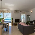 Vila Lola, Sea On A Palm! Heated Pool *